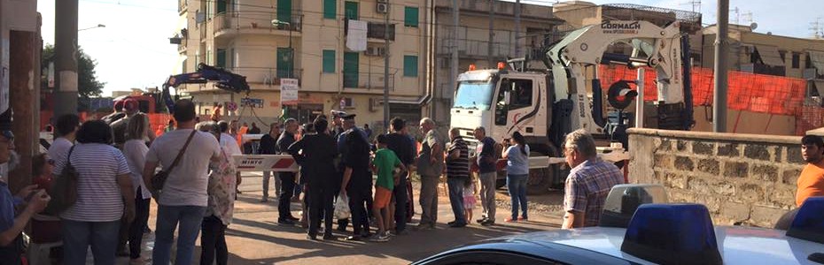 Sit-in in via Trapani contro la chiusura della strada. Dove erano gli Isolani negli anni passati?