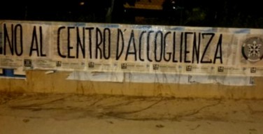 Un centinaio di migranti a Sferracavallo. Noi con Salvini e CasaPound contro il centro accoglienza