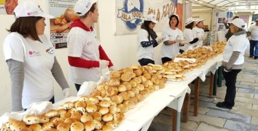 Pane in piazza, minestrone di San Giuseppe e festa della sfincia a Isola delle Femmine