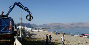 Isola delle Femmine si prepara al ferragosto: pulizia spiagge, no a tende, falò e droni