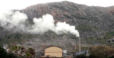 Operai della cementeria di Isola delle Femmine in fibrillazione: in vista la chiusura dell’impianto?