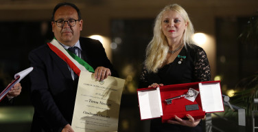 Conferita la cittadinanza onoraria a Teresa Nicoletti, la compositrice dell’inno di Isola delle Femmine