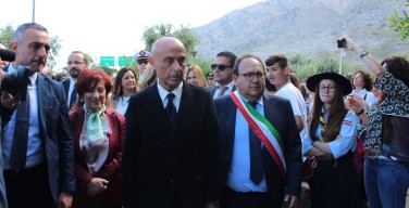 23 maggio, il ministro Minniti visita il giardino della memoria di Isola delle Femmine (VIDEO)